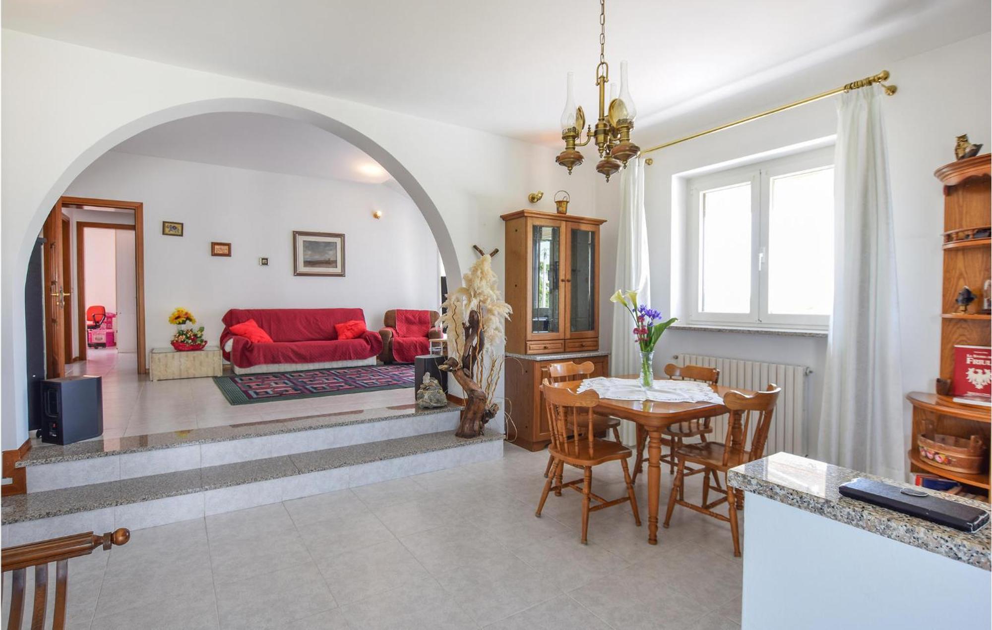 2 Bedroom Cozy Apartment In Grado Extérieur photo